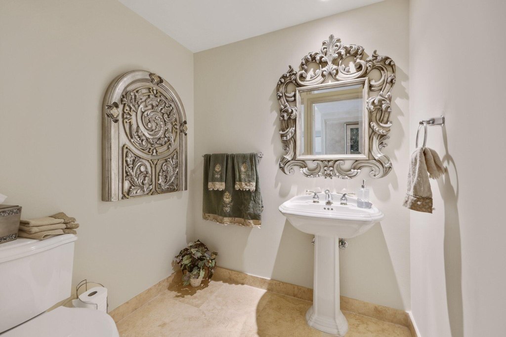 Highland Beach, Florida, 33487, United States, 2 Bedrooms Bedrooms, ,2.5 BathroomsBathrooms,Residential,Forsale,2009905