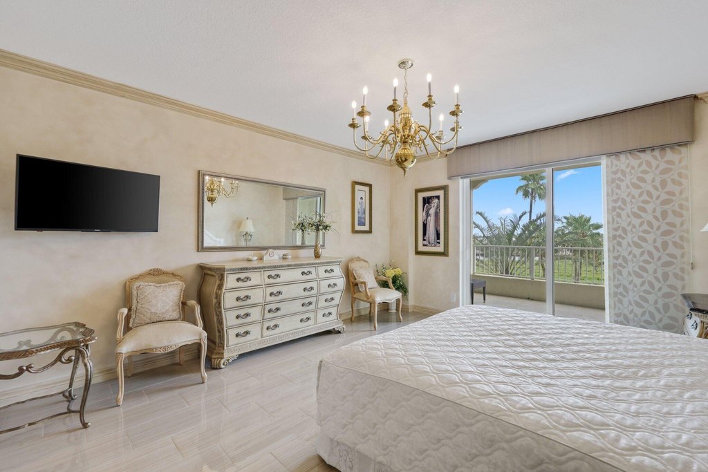 Highland Beach, Florida, 33487, United States, 2 Bedrooms Bedrooms, ,2.5 BathroomsBathrooms,Residential,Forsale,2009905