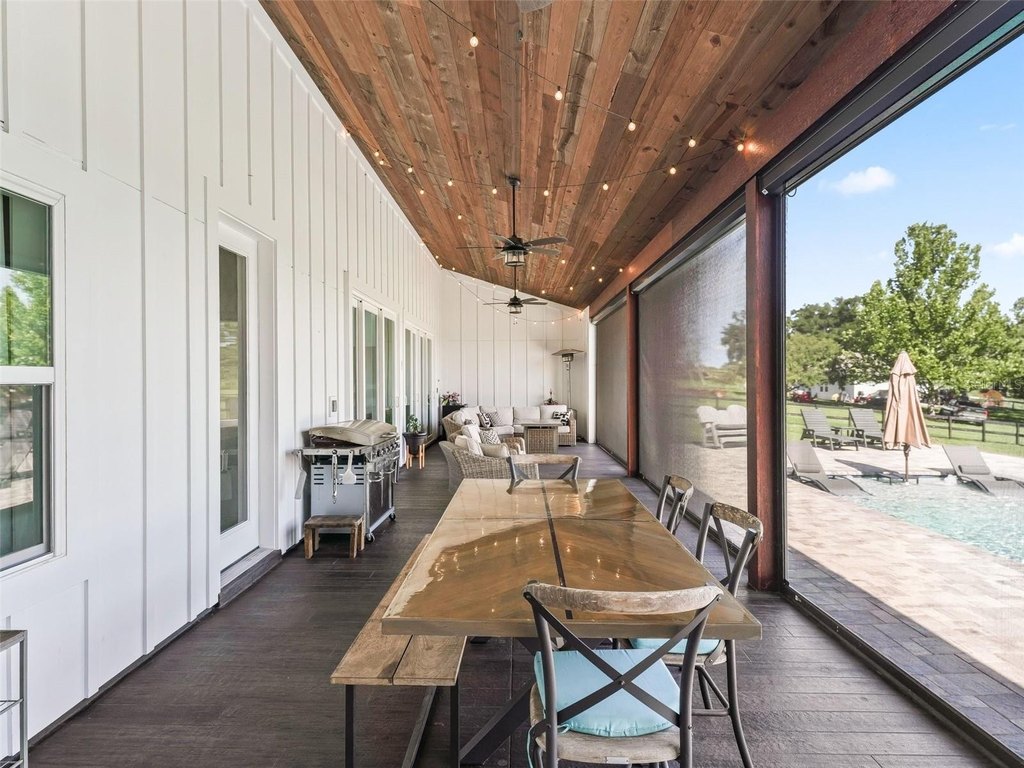 WEIRSDALE, Florida, 32195, United States, 4 Bedrooms Bedrooms, ,3.5 BathroomsBathrooms,Residential,Forsale,2009500