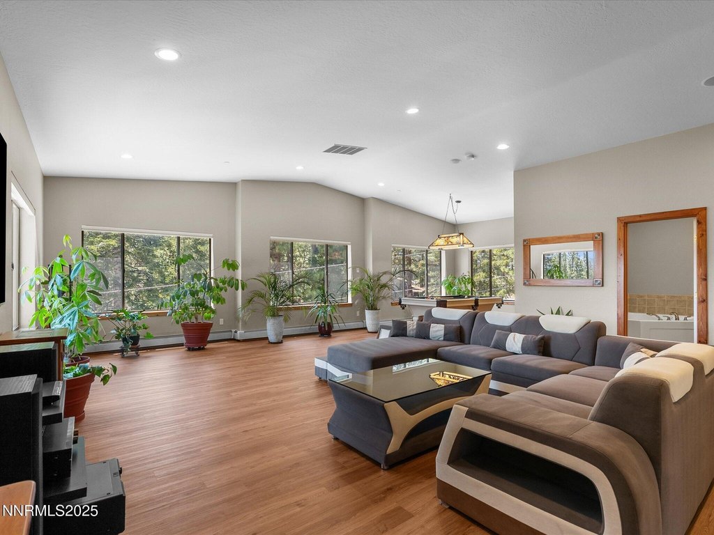 Zephyr Cove, Nevada, 89448, United States, 6 Bedrooms Bedrooms, ,6 BathroomsBathrooms,Residential,Forsale,1886477