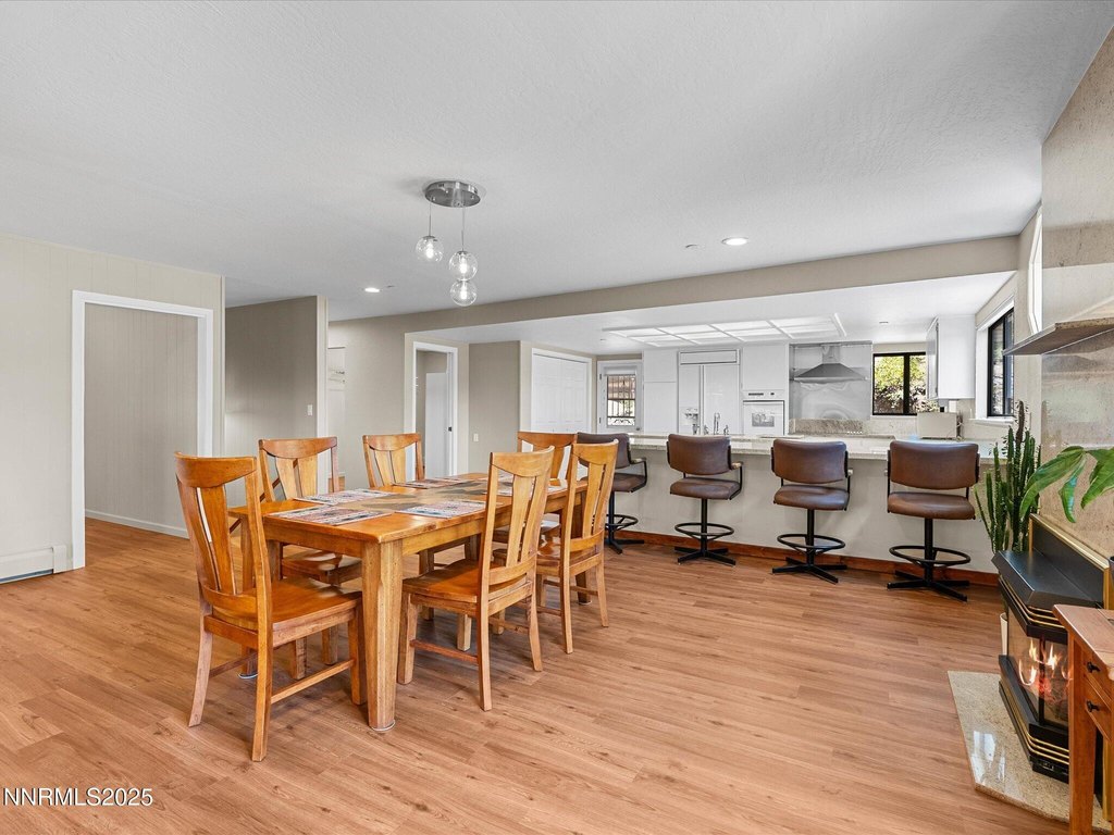 Zephyr Cove, Nevada, 89448, United States, 6 Bedrooms Bedrooms, ,6 BathroomsBathrooms,Residential,Forsale,1886477