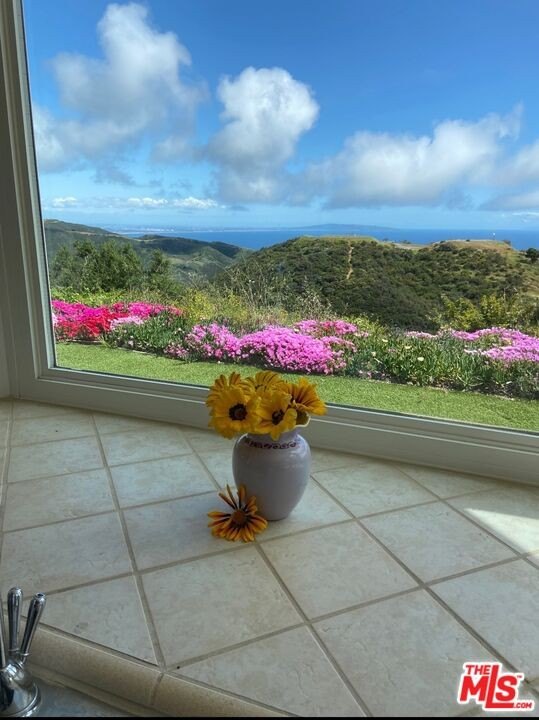 Malibu, California, 90265, United States, ,Land,Forsale,1985961