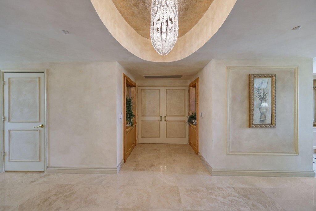 Highland Beach, Florida, 33487, United States, 2 Bedrooms Bedrooms, ,2.5 BathroomsBathrooms,Residential,Forsale,2009905