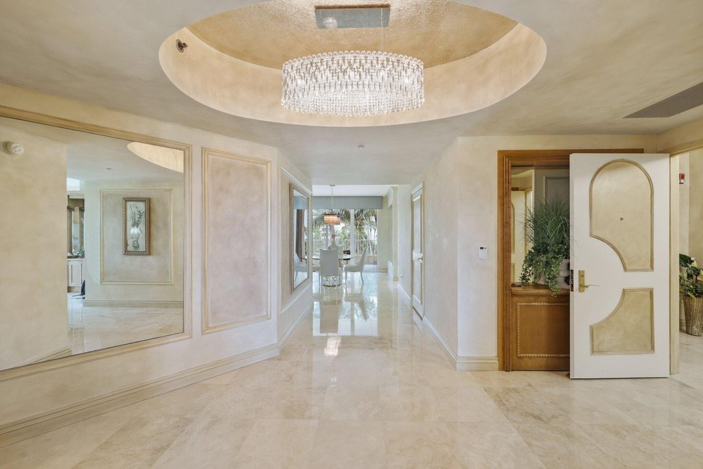 Highland Beach, Florida, 33487, United States, 2 Bedrooms Bedrooms, ,2.5 BathroomsBathrooms,Residential,Forsale,2009905