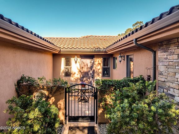 Arroyo Grande, California, 93420, United States, 4 Bedrooms Bedrooms, ,4 BathroomsBathrooms,Residential,Forsale,1929258