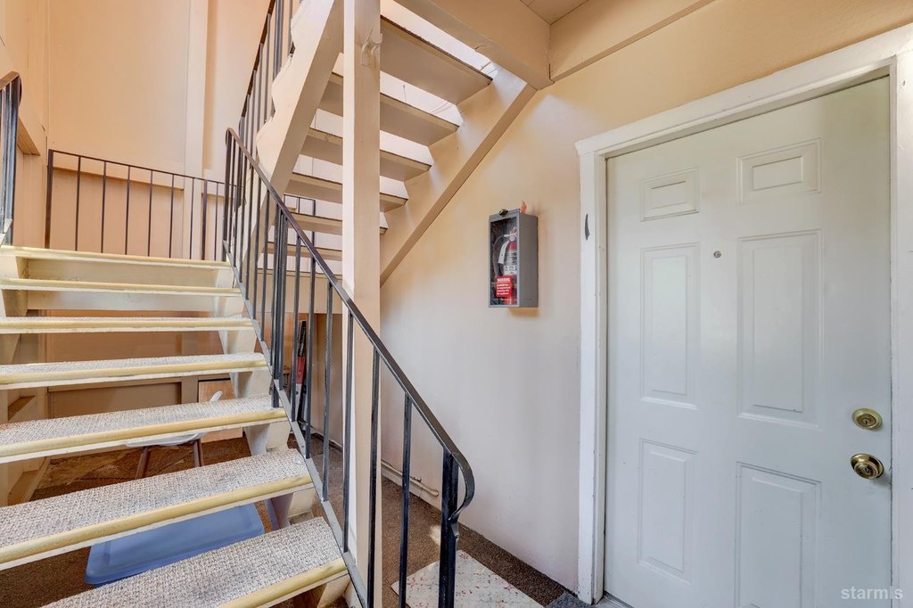 South Lake Tahoe, California, 96150, United States, ,Residential,Forsale,1920149