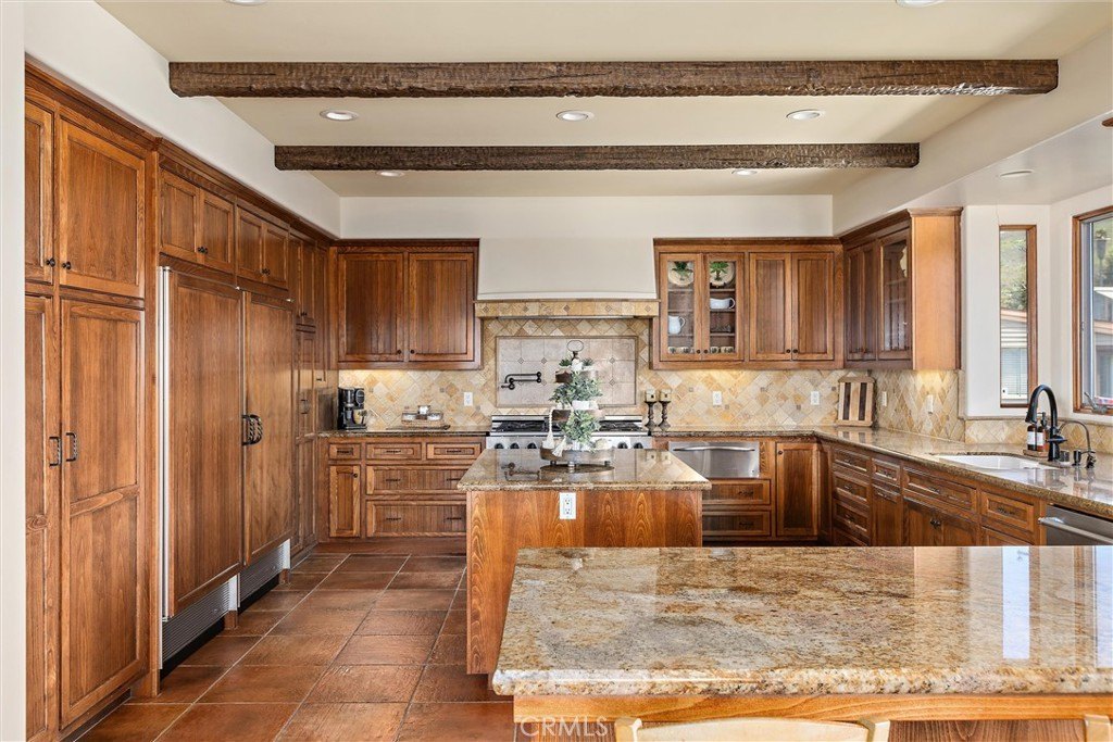 Cayucos, California, 93430, United States, 6 Bedrooms Bedrooms, ,5.5 BathroomsBathrooms,Residential,Forsale,1899779