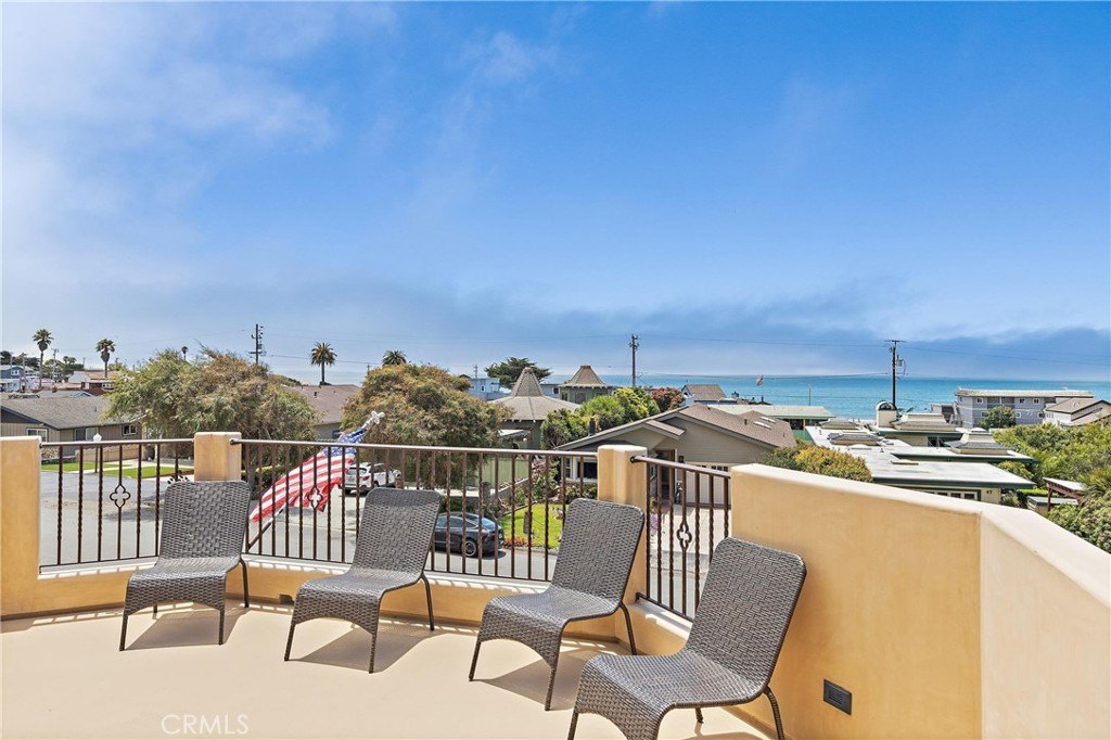 Cayucos, California, 93430, United States, 6 Bedrooms Bedrooms, ,5.5 BathroomsBathrooms,Residential,Forsale,1899779