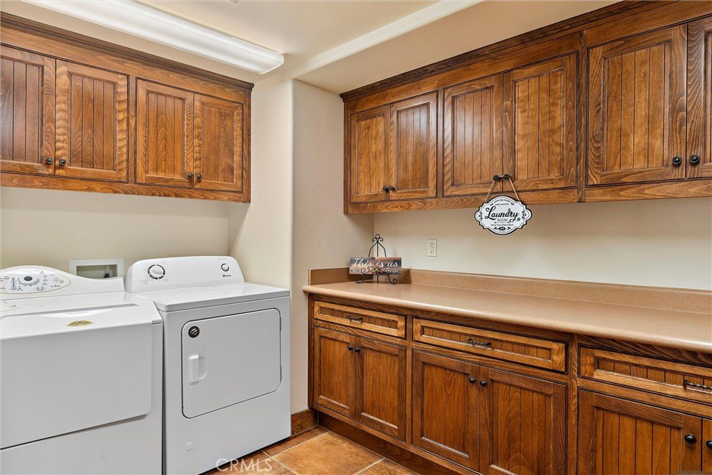 Cayucos, California, 93430, United States, 6 Bedrooms Bedrooms, ,5.5 BathroomsBathrooms,Residential,Forsale,1899779