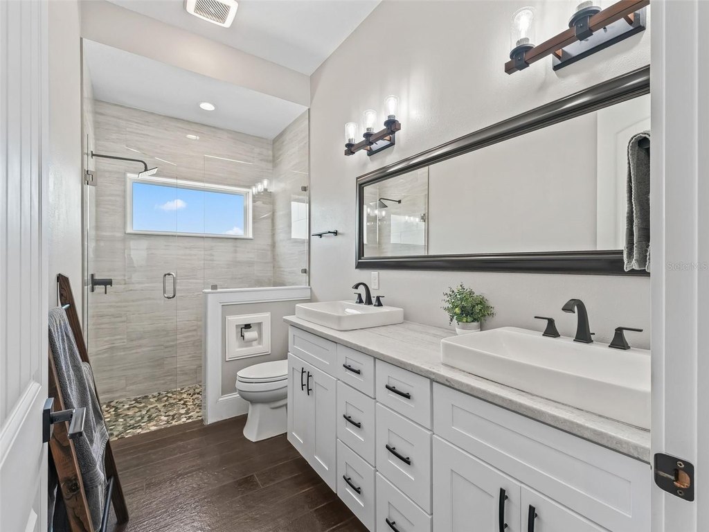 WEIRSDALE, Florida, 32195, United States, 4 Bedrooms Bedrooms, ,3.5 BathroomsBathrooms,Residential,Forsale,2009500