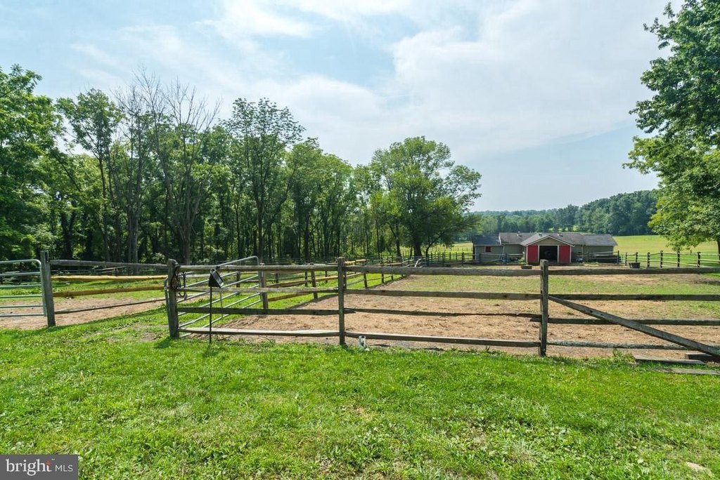 FURLONG, Pennsylvania, 18925, United States, 5 Bedrooms Bedrooms, ,3.5 BathroomsBathrooms,Residential,Forsale,1905142