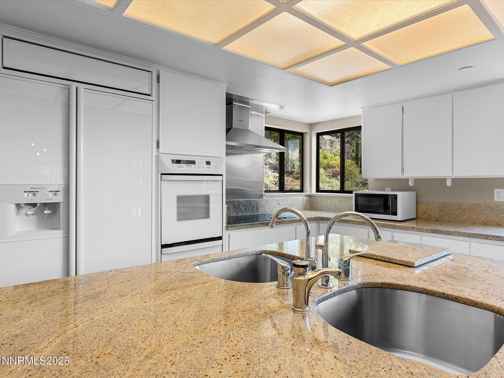 Zephyr Cove, Nevada, 89448, United States, 6 Bedrooms Bedrooms, ,6 BathroomsBathrooms,Residential,Forsale,1886477