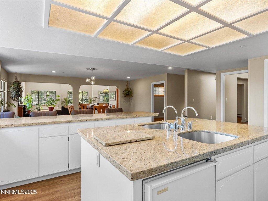 Zephyr Cove, Nevada, 89448, United States, 6 Bedrooms Bedrooms, ,6 BathroomsBathrooms,Residential,Forsale,1886477