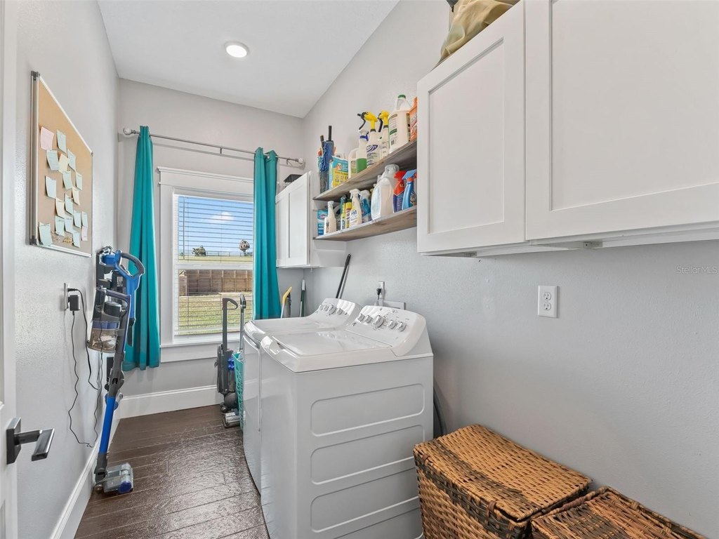 WEIRSDALE, Florida, 32195, United States, 4 Bedrooms Bedrooms, ,3.5 BathroomsBathrooms,Residential,Forsale,2009500