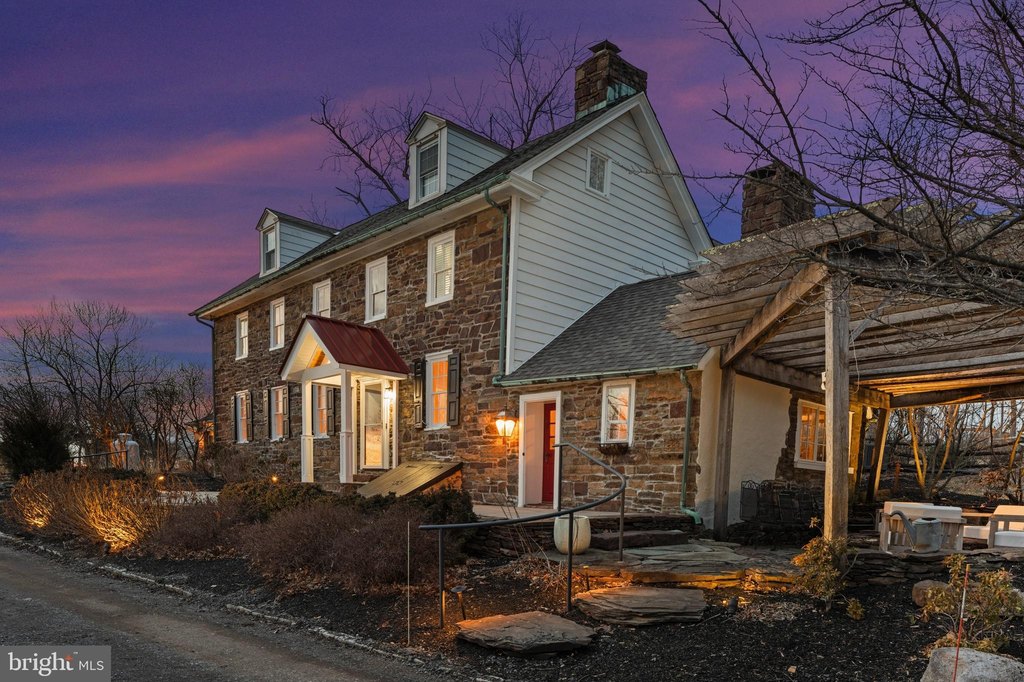 FURLONG, Pennsylvania, 18925, United States, 5 Bedrooms Bedrooms, ,3.5 BathroomsBathrooms,Residential,Forsale,1905142