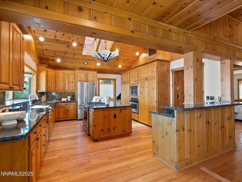 Glenbrook, Nevada, 89413, United States, 5 Bedrooms Bedrooms, ,4 BathroomsBathrooms,Residential,Forsale,1886472