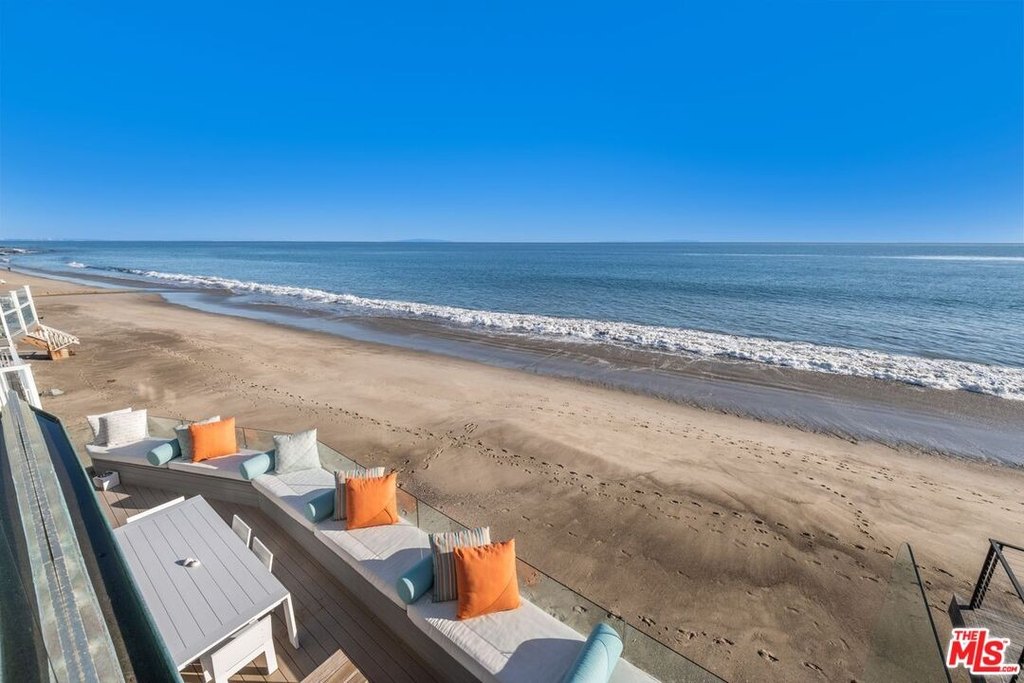 Malibu, California, 90265, United States, 3 Bedrooms Bedrooms, ,2.5 BathroomsBathrooms,Residential,Forsale,1922130
