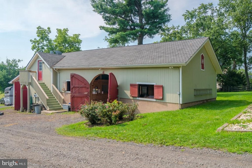 FURLONG, Pennsylvania, 18925, United States, 5 Bedrooms Bedrooms, ,3.5 BathroomsBathrooms,Residential,Forsale,1905142