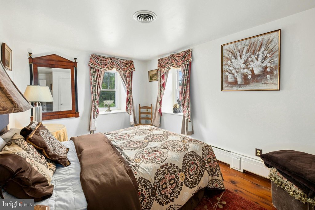 SELLERSVILLE, Pennsylvania, 18960, United States, 9 Bedrooms Bedrooms, ,5.5 BathroomsBathrooms,Residential,Forsale,1929512