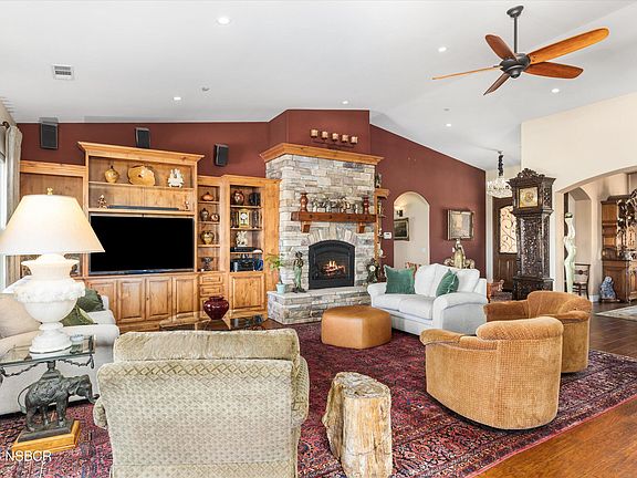 Arroyo Grande, California, 93420, United States, 4 Bedrooms Bedrooms, ,4 BathroomsBathrooms,Residential,Forsale,1929258