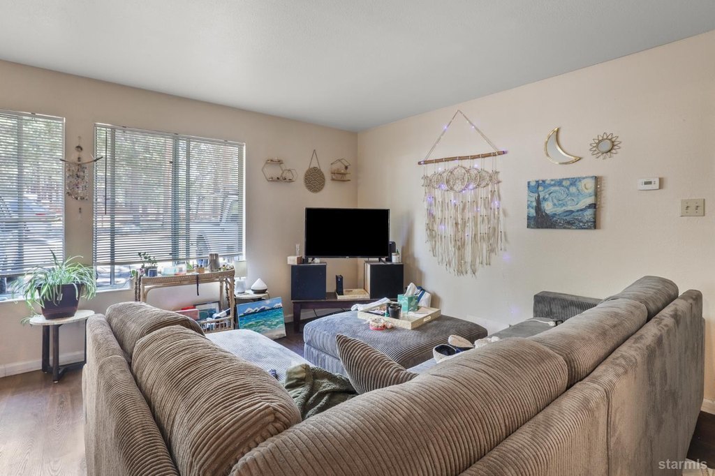 South Lake Tahoe, California, 96150, United States, ,Residential,Forsale,1920149