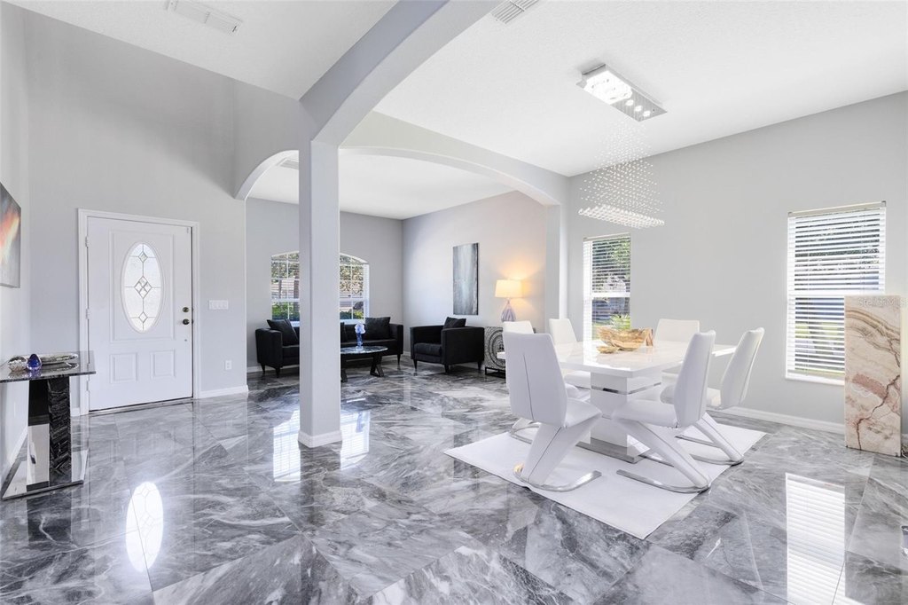 WINTER GARDEN, Florida, 34787, United States, 4 Bedrooms Bedrooms, ,3 BathroomsBathrooms,Residential,Forsale,1919167