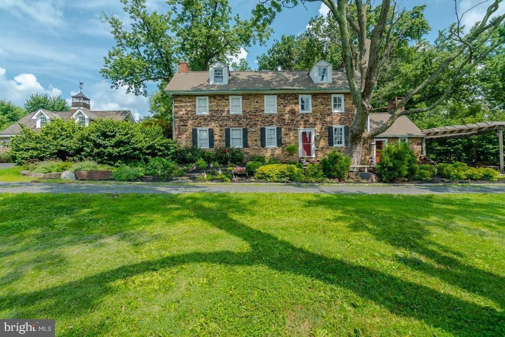 FURLONG, Pennsylvania, 18925, United States, 5 Bedrooms Bedrooms, ,3.5 BathroomsBathrooms,Residential,Forsale,1905142