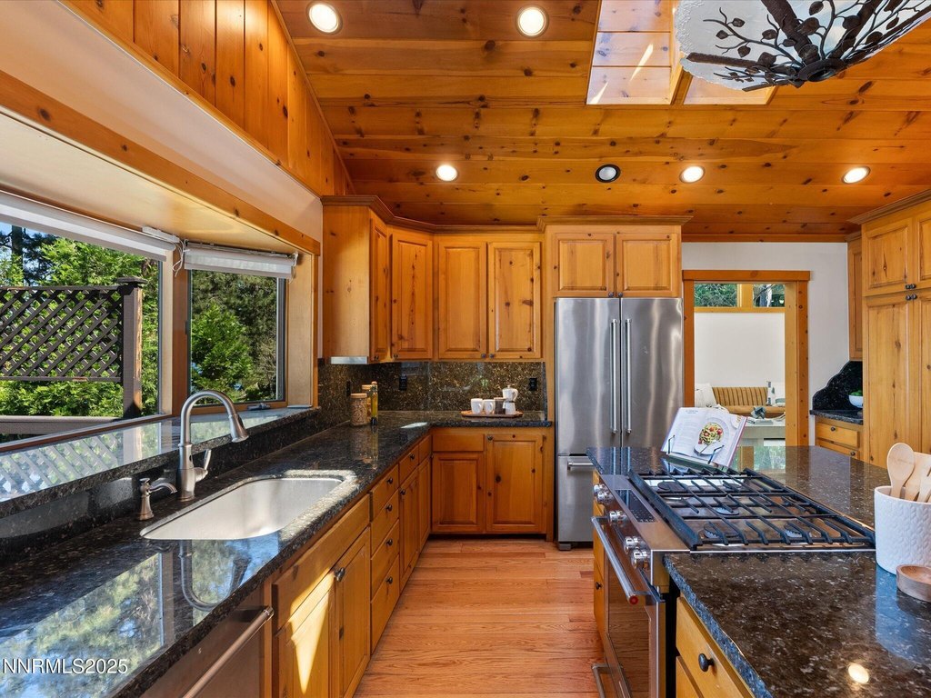 Glenbrook, Nevada, 89413, United States, 5 Bedrooms Bedrooms, ,4 BathroomsBathrooms,Residential,Forsale,1886472