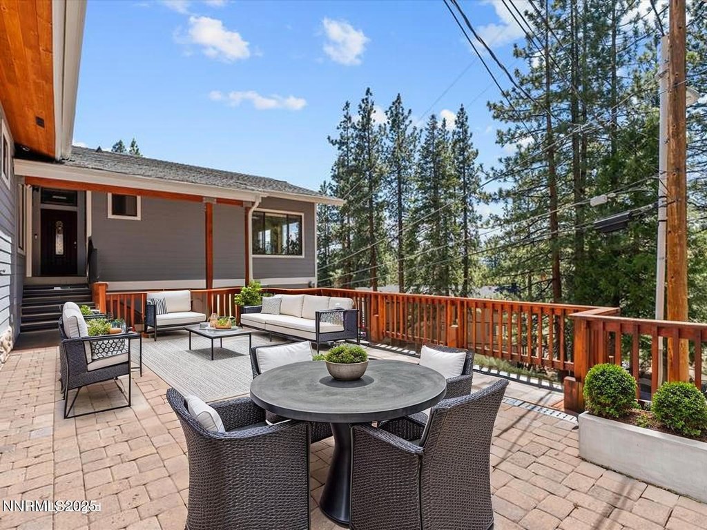 Zephyr Cove, Nevada, 89448, United States, 6 Bedrooms Bedrooms, ,6 BathroomsBathrooms,Residential,Forsale,1886477