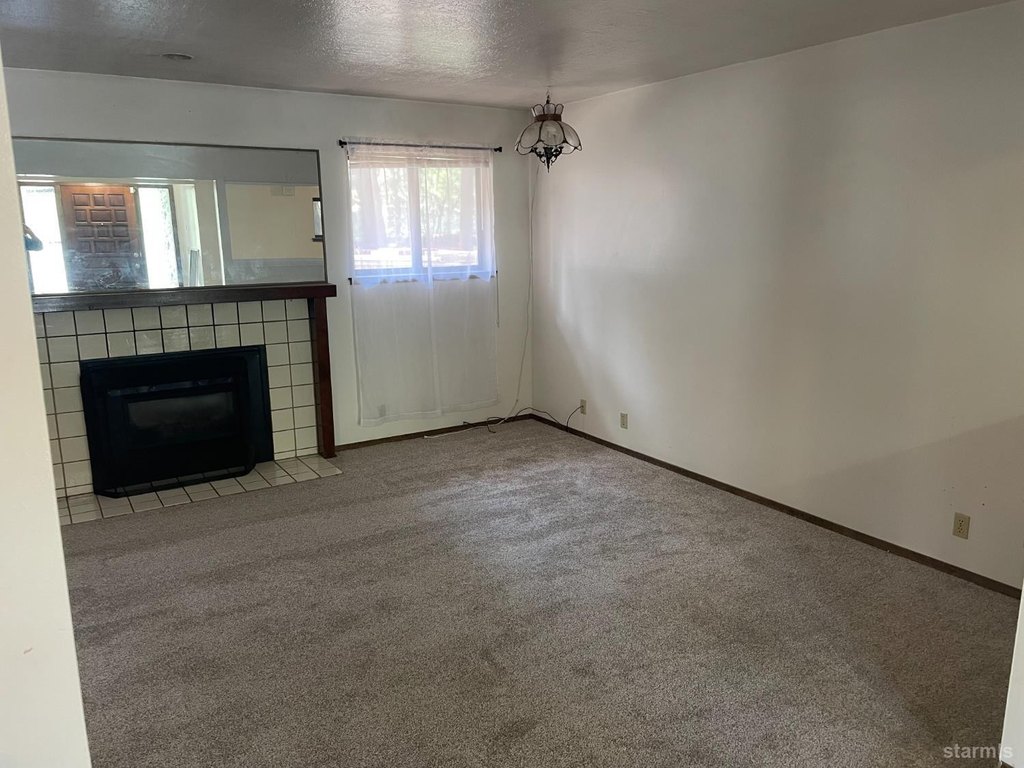 South Lake Tahoe, California, 96150, United States, 4 Bedrooms Bedrooms, ,3 BathroomsBathrooms,Residential,Forsale,1920148