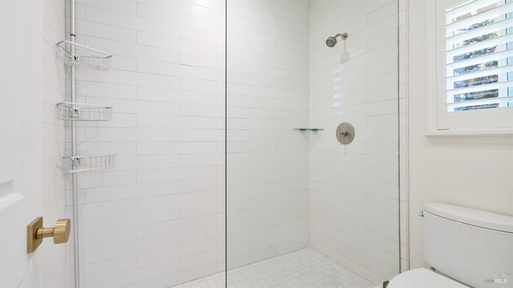 Healdsburg, California, 95448, United States, 4 Bedrooms Bedrooms, ,2 BathroomsBathrooms,Residential,Forsale,1934043