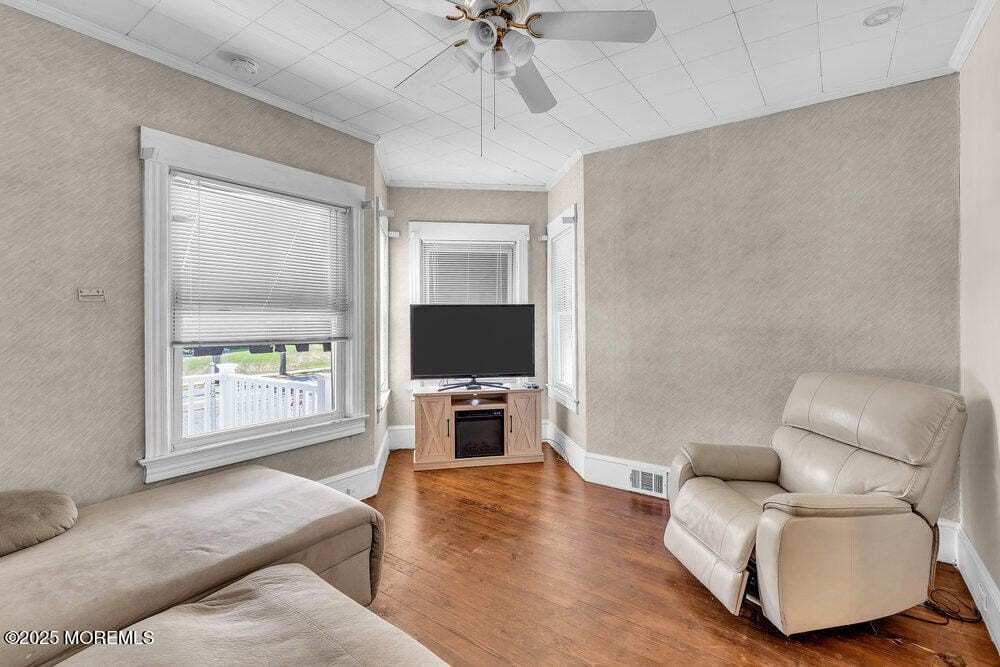 Lake Como, New Jersey, 07719, United States, 3 Bedrooms Bedrooms, ,2 BathroomsBathrooms,Residential,Forsale,1936812