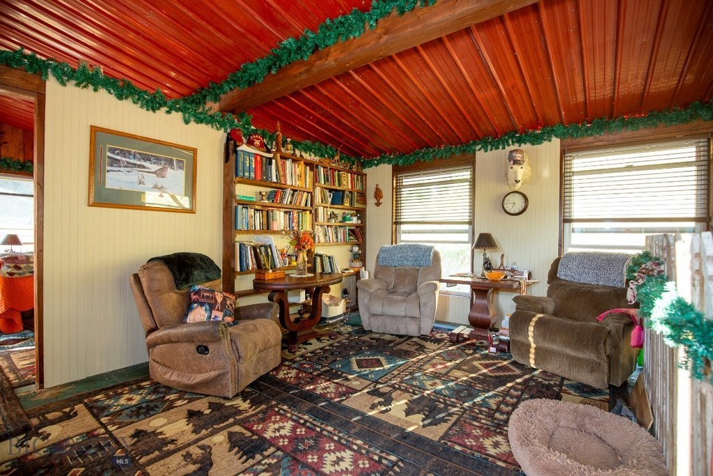 Sheridan, Montana, 59749, United States, 1 Bedroom Bedrooms, ,2 BathroomsBathrooms,Residential,Forsale,1986962