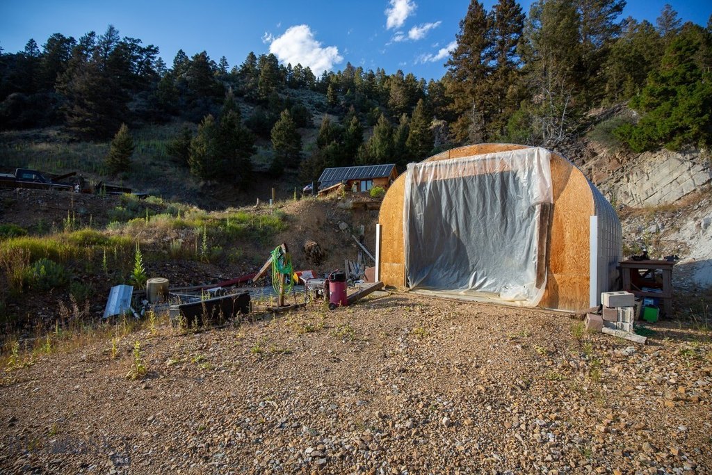 Sheridan, Montana, 59749, United States, 1 Bedroom Bedrooms, ,2 BathroomsBathrooms,Residential,Forsale,1986962