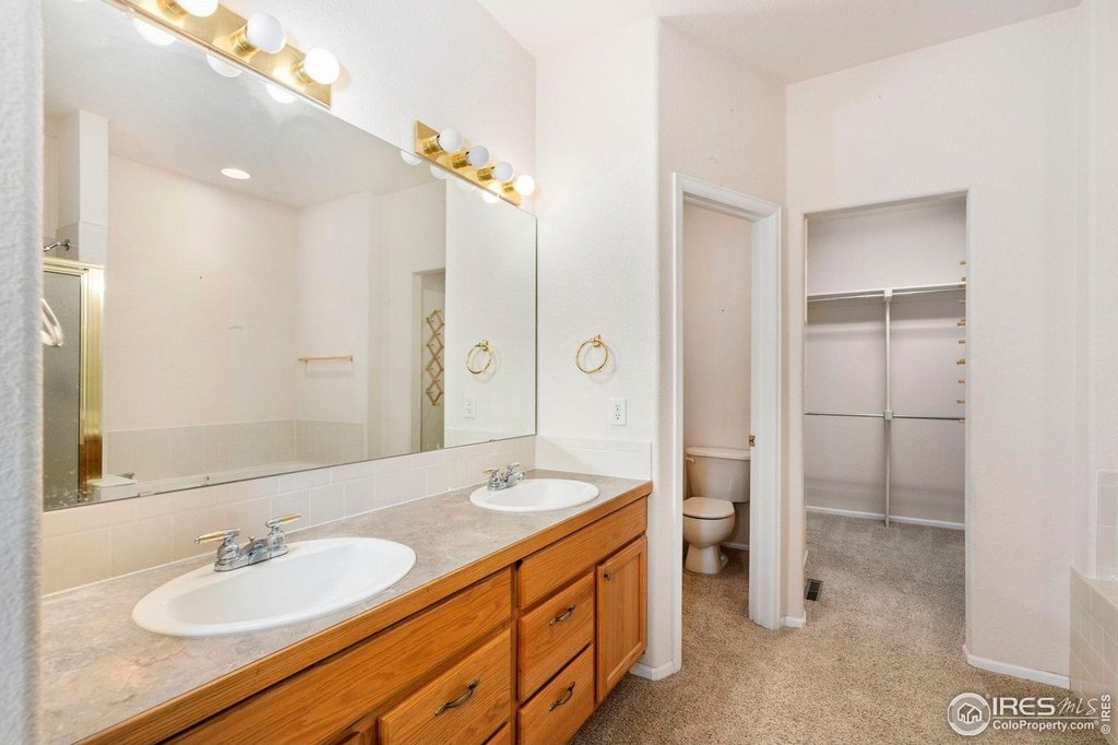 Loveland, Colorado, 80537, United States, 3 Bedrooms Bedrooms, ,2.5 BathroomsBathrooms,Residential,Forsale,1946694