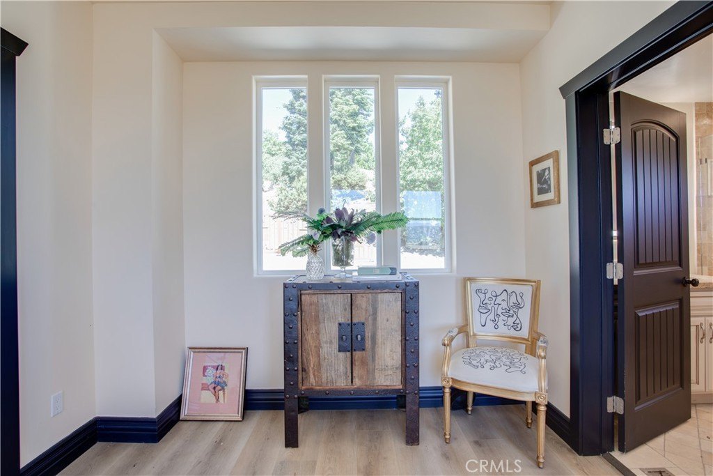 Lake Arrowhead, California, 92352, United States, 3 Bedrooms Bedrooms, ,3 BathroomsBathrooms,Residential,Forsale,1953306