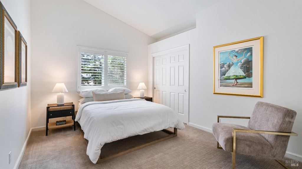 Healdsburg, California, 95448, United States, 4 Bedrooms Bedrooms, ,2 BathroomsBathrooms,Residential,Forsale,1934043