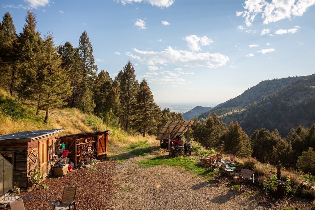 Sheridan, Montana, 59749, United States, 1 Bedroom Bedrooms, ,2 BathroomsBathrooms,Residential,Forsale,1986962