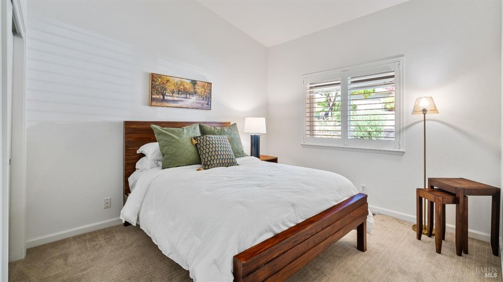 Healdsburg, California, 95448, United States, 4 Bedrooms Bedrooms, ,2 BathroomsBathrooms,Residential,Forsale,1934043