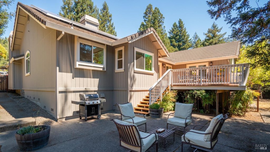 Healdsburg, California, 95448, United States, 4 Bedrooms Bedrooms, ,2 BathroomsBathrooms,Residential,Forsale,1934043