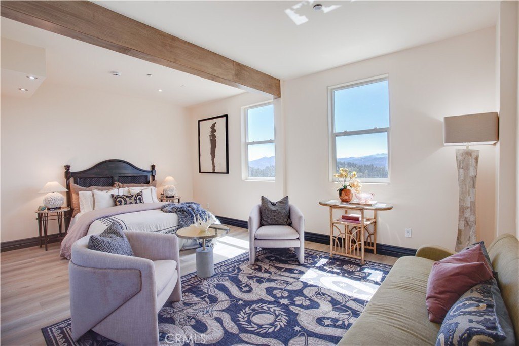 Lake Arrowhead, California, 92352, United States, 3 Bedrooms Bedrooms, ,3 BathroomsBathrooms,Residential,Forsale,1953306