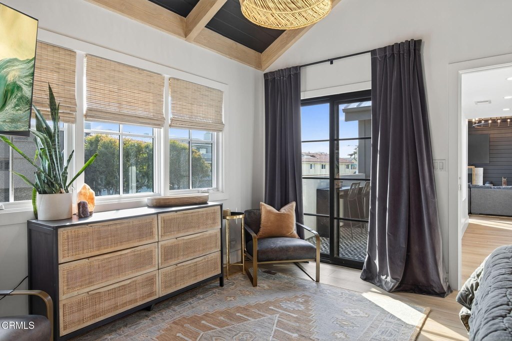 Oxnard, California, 93035, United States, 5 Bedrooms Bedrooms, ,4.5 BathroomsBathrooms,Residential,Forsale,1941484
