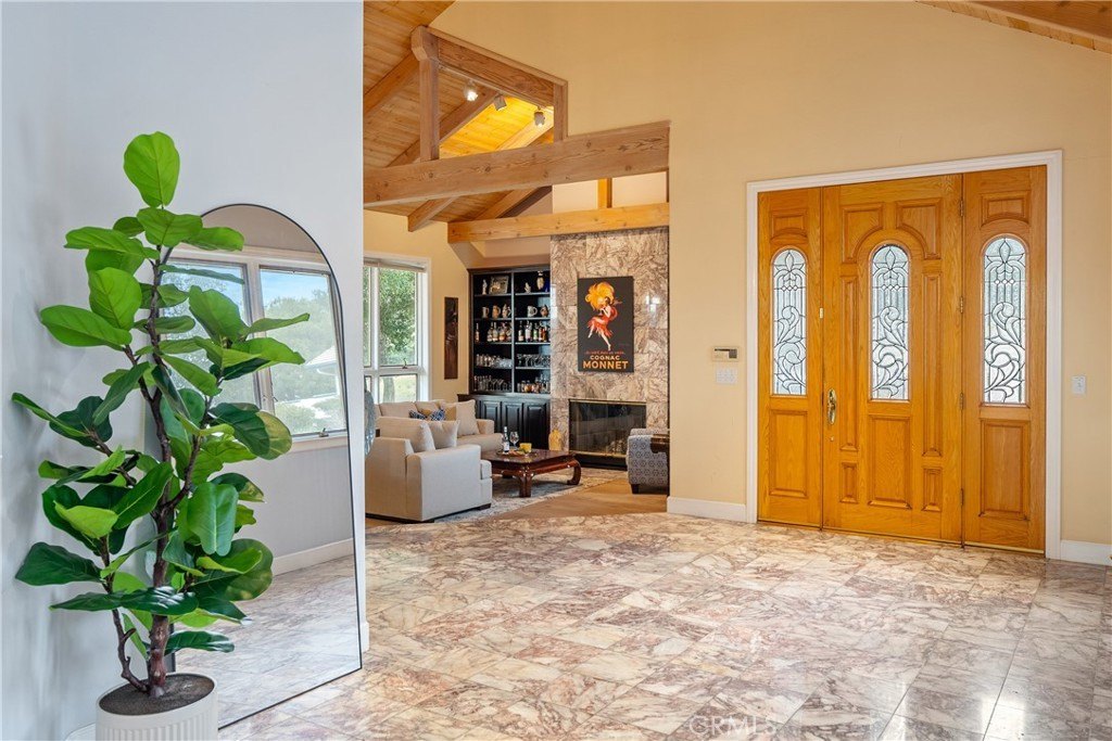Paso Robles, California, 93446, United States, 6 Bedrooms Bedrooms, ,4.5 BathroomsBathrooms,Residential,Forsale,1899799