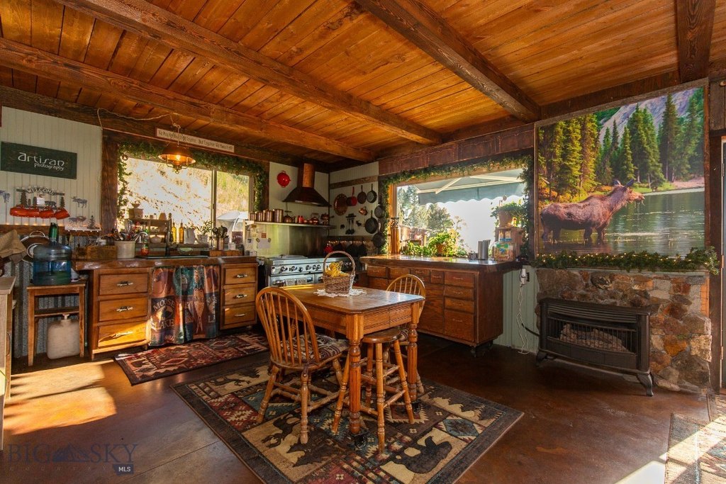 Sheridan, Montana, 59749, United States, 1 Bedroom Bedrooms, ,2 BathroomsBathrooms,Residential,Forsale,1986962