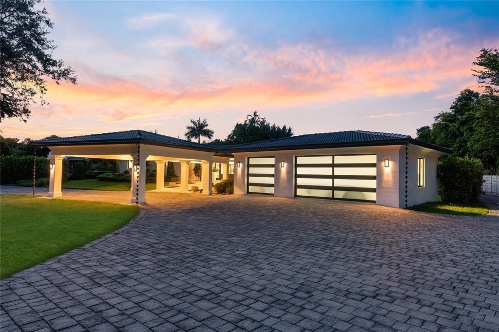 Southwest Ranches, Florida, 33330, United States, 4 Bedrooms Bedrooms, ,3.5 BathroomsBathrooms,Residential,Forsale,1927590