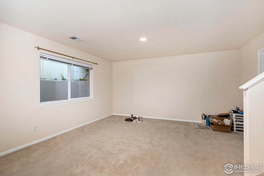 Loveland, Colorado, 80537, United States, 3 Bedrooms Bedrooms, ,2.5 BathroomsBathrooms,Residential,Forsale,1946694