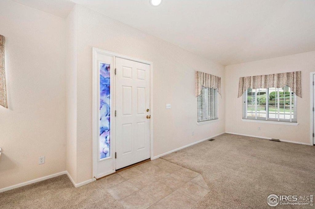 Loveland, Colorado, 80537, United States, 3 Bedrooms Bedrooms, ,2.5 BathroomsBathrooms,Residential,Forsale,1946694