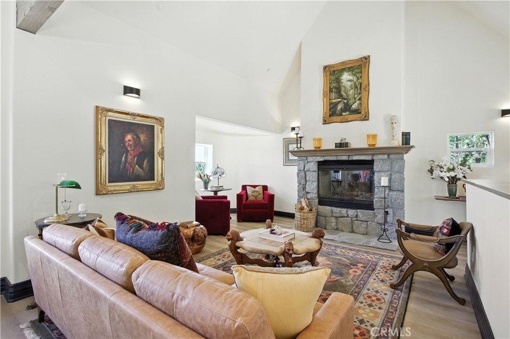 Lake Arrowhead, California, 92352, United States, 3 Bedrooms Bedrooms, ,3 BathroomsBathrooms,Residential,Forsale,1953306
