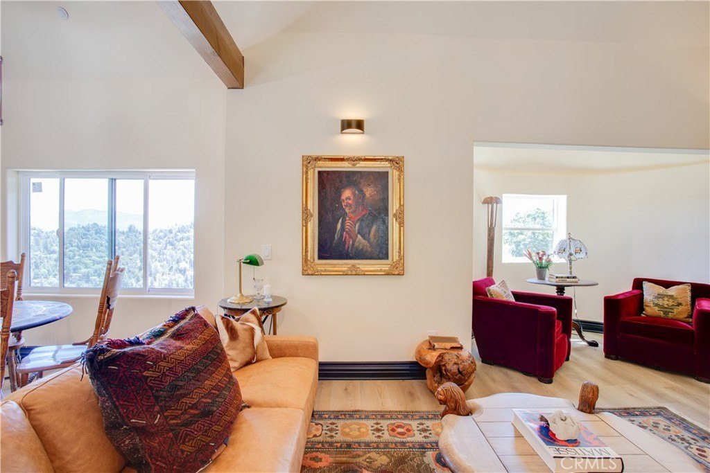 Lake Arrowhead, California, 92352, United States, 3 Bedrooms Bedrooms, ,3 BathroomsBathrooms,Residential,Forsale,1953306
