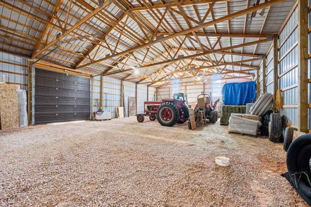 Upton, Wyoming, 82729, United States, 4 Bedrooms Bedrooms, ,3 BathroomsBathrooms,Residential,Forsale,1946266